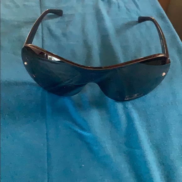 Sunglasses 🕶 - Picture 1 of 3